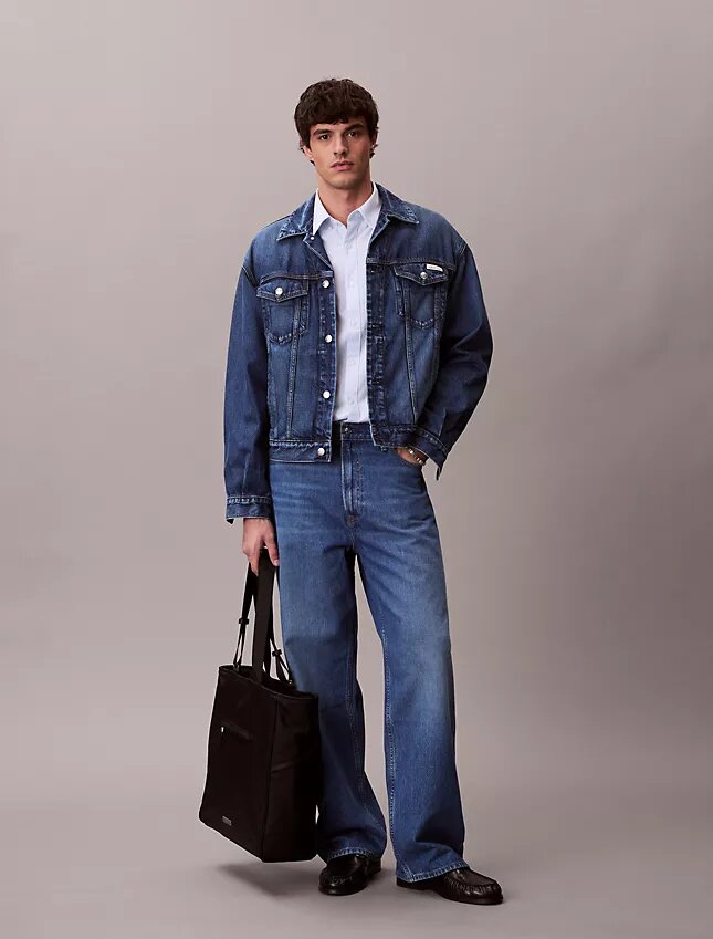 Camicia classica button-down in cotone elasticizzato a righe Camicia classica button-down in cotone elasticizzato a righe