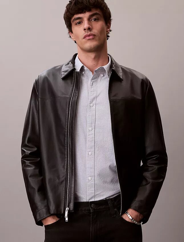 Camicia classica button-down in cotone elasticizzato a righe Camicia classica button-down in cotone elasticizzato a righe