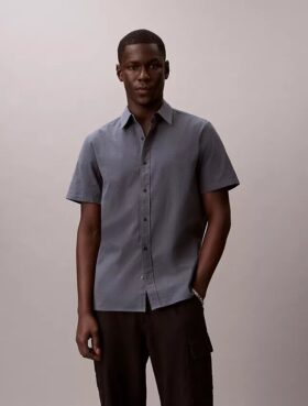 Camicia classica button-down in seersucker