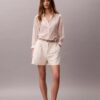 Camicia classica button-down in voile Camicia classica button-down in voile