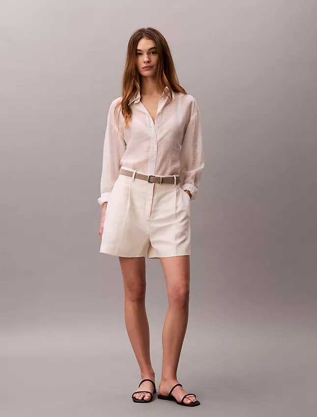 Camicia classica button-down in voile Camicia classica button-down in voile