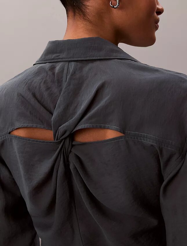 Camicia classica button-down in voile Camicia classica button-down in voile