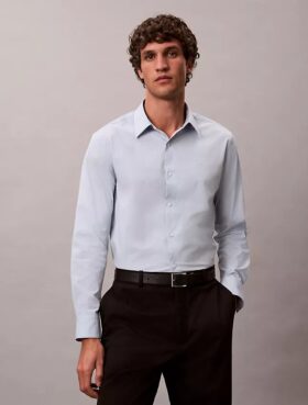 Camicia classica elasticizzata con colletto button-down