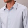 Camicia classica elasticizzata con colletto button-down Camicia classica elasticizzata con colletto button-down