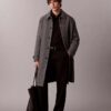 Camicia classica elasticizzata con colletto button-down