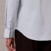 Camicia classica elasticizzata con colletto button-down Camicia classica elasticizzata con colletto button-down