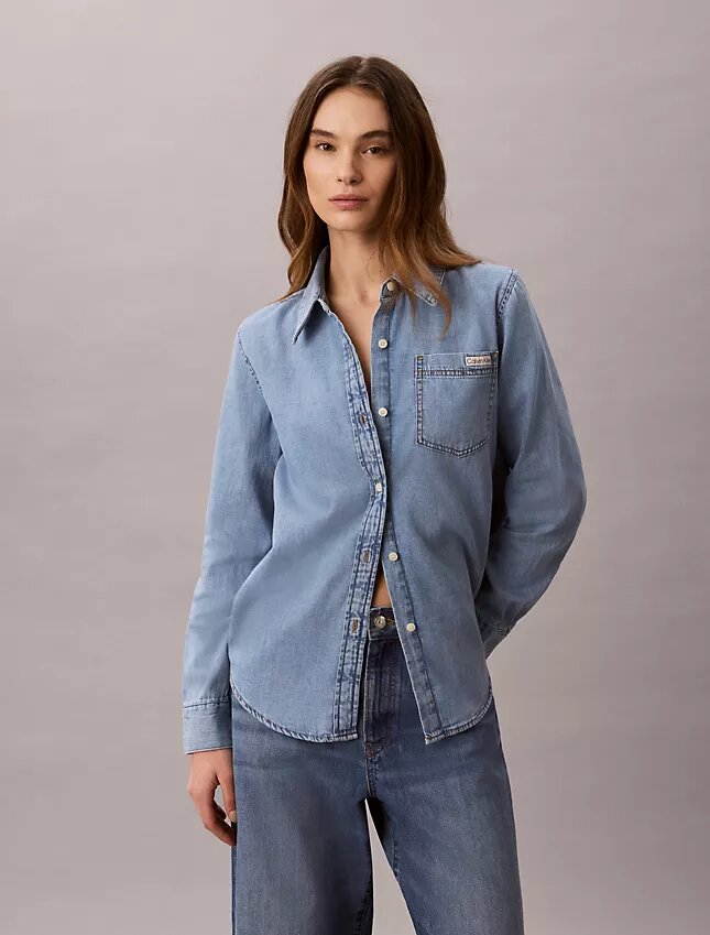 Camicia classica in Denim con bottoni Camicia classica in Denim con bottoni