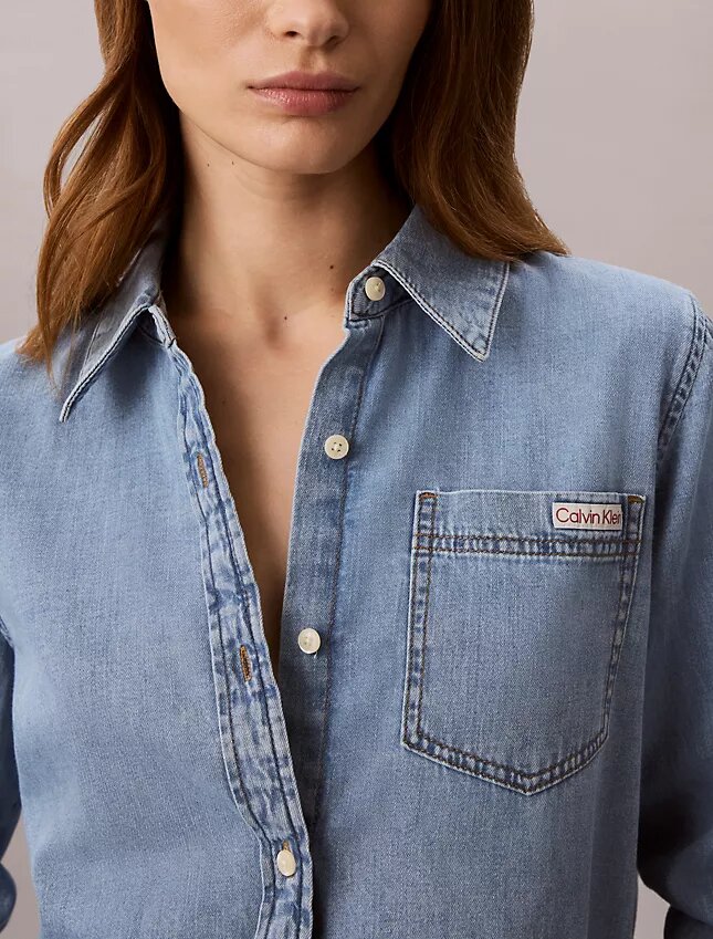 Camicia classica in Denim con bottoni Camicia classica in Denim con bottoni