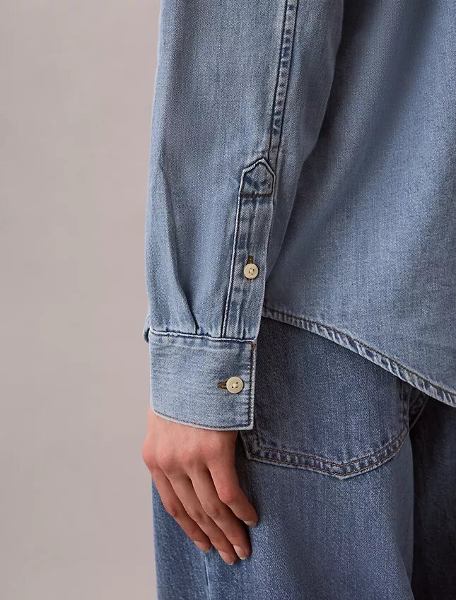 Camicia classica in Denim con bottoni Camicia classica in Denim con bottoni