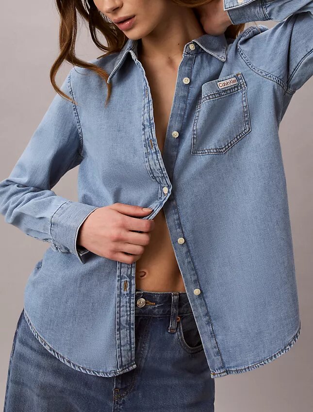 Camicia classica in Denim con bottoni Camicia classica in Denim con bottoni