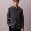 Camicia classica in lino e cotone con colletto button-down Camicia classica in lino e cotone con colletto button-down