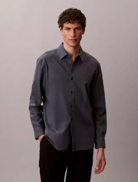 Camicia classica in lino e cotone con colletto button-down