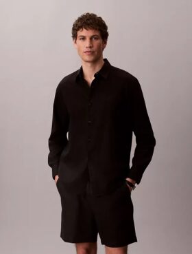 Camicia classica in lino e cotone con colletto button-down