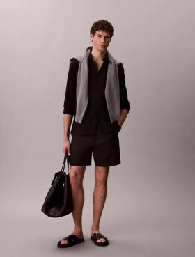 Camicia classica in lino e cotone con colletto button-down
