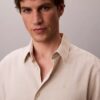 Camicia classica in lino e cotone con colletto button-down Camicia classica in lino e cotone con colletto button-down