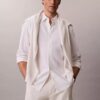 Camicia classica in lino e cotone con colletto button-down Camicia classica in lino e cotone con colletto button-down