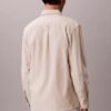 Camicia classica in lino e cotone con colletto button-down Camicia classica in lino e cotone con colletto button-down