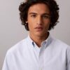 Camicia classica Oxford a tinta unita con bottoni Camicia classica Oxford a tinta unita con bottoni