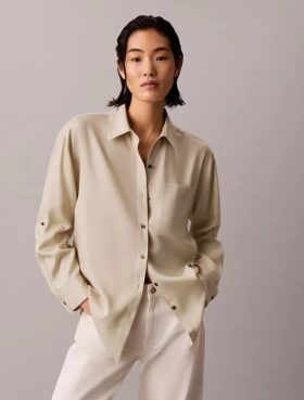 Camicia con bottoni e linguette in lyocell