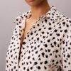 Camicia con bottoni e linguette in lyocell Camicia con bottoni e linguette in lyocell