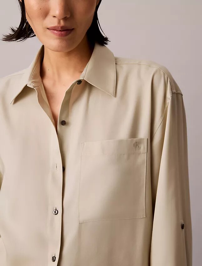 Camicia con bottoni e linguette in lyocell Camicia con bottoni e linguette in lyocell