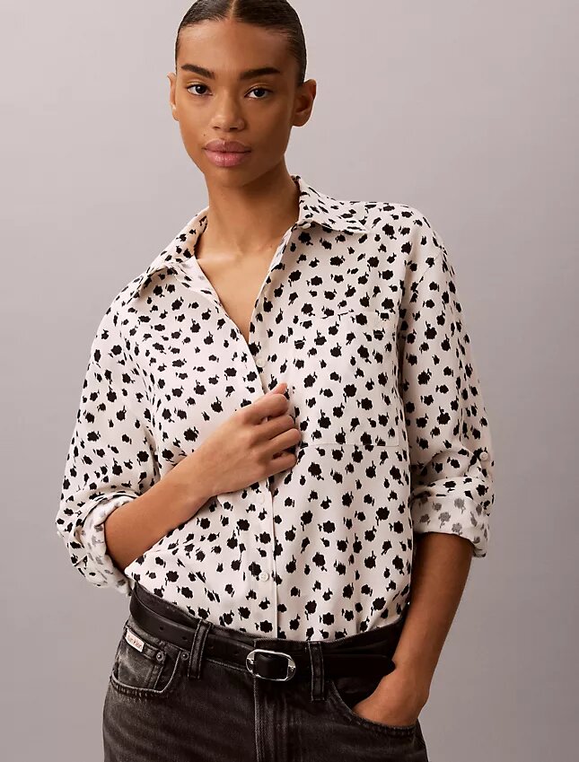 Camicia con bottoni e linguette in lyocell Camicia con bottoni e linguette in lyocell
