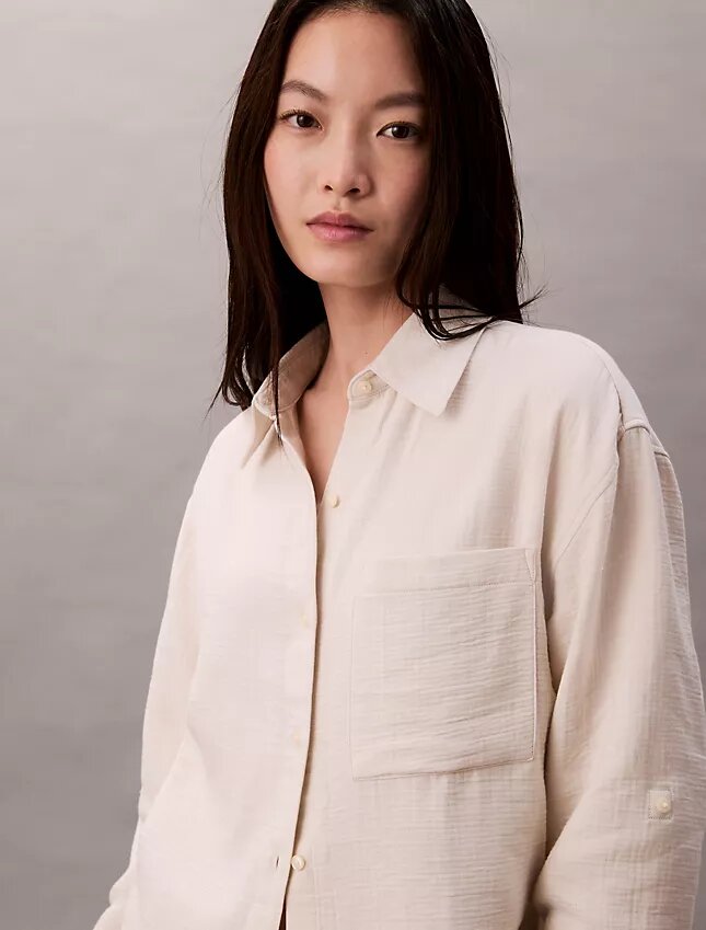 Camicia con linguette in doppia garza Camicia con linguette in doppia garza