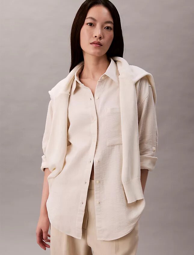 Camicia con linguette in doppia garza Camicia con linguette in doppia garza