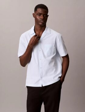 Camicia da notte comoda in seersucker con bottoni