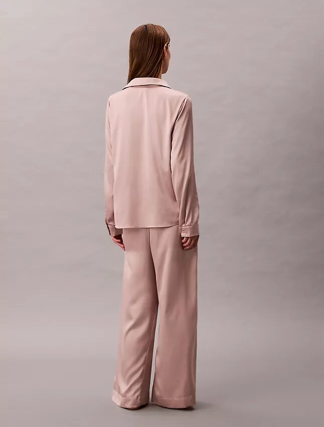 Camicia da notte con finitura satinata Camicia da notte con finitura satinata