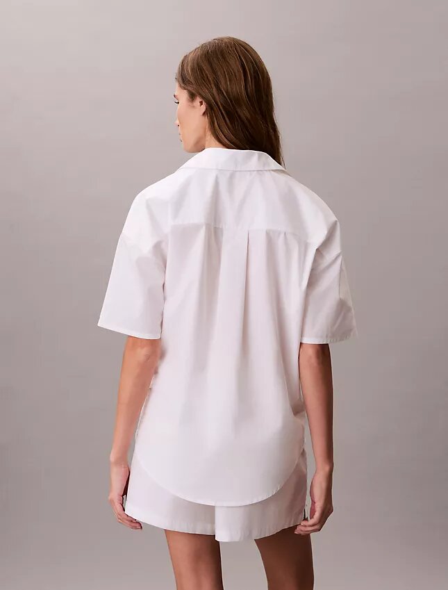 Camicia da notte in popeline di cotone a maniche corte dal taglio morbido Camicia da notte in popeline di cotone a maniche corte dal taglio morbido