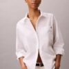 Camicia in popeline di cotone con logo jacquard Camicia in popeline di cotone con logo jacquard