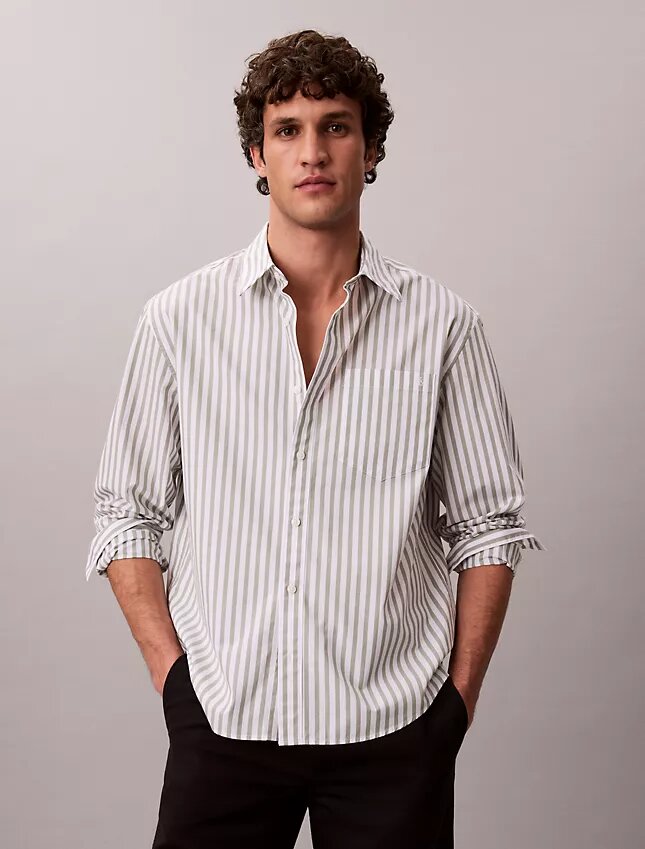 Camicia in popeline lavato a righe tinte in filo Camicia in popeline lavato a righe tinte in filo