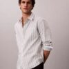 Camicia in popeline lavato a righe tinte in filo Camicia in popeline lavato a righe tinte in filo