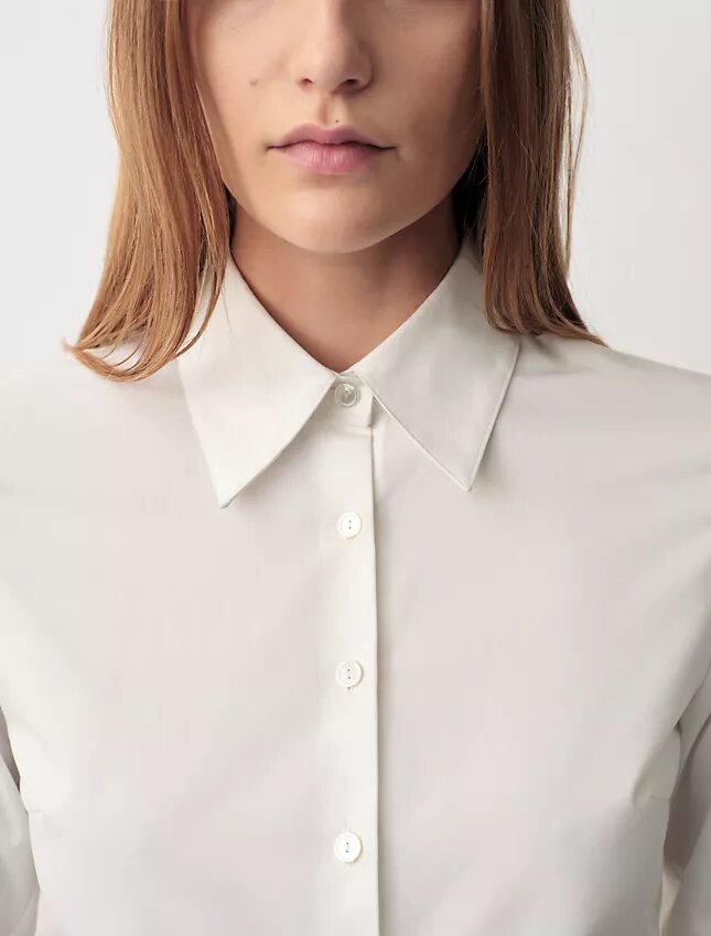 Camicia slim a bottoni Daisy Camicia slim a bottoni Daisy