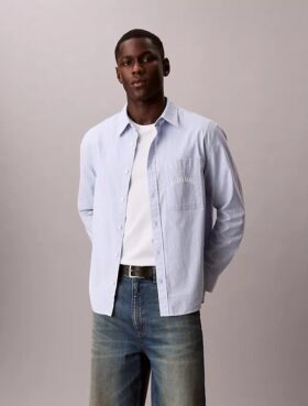 Camicia slim a righe con bottoni