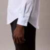 Camicia slim fit a bottoni in tinta unita color acciaio Camicia slim fit a bottoni in tinta unita color acciaio