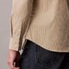 Camicia slim fit elasticizzata a righe con bottoni