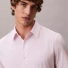 Camicia slim in cotone elasticizzato a righe con colletto button-down Camicia slim in cotone elasticizzato a righe con colletto button-down