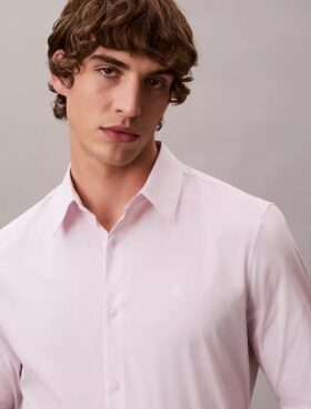 Camicia slim in cotone elasticizzato a righe con colletto button-down
