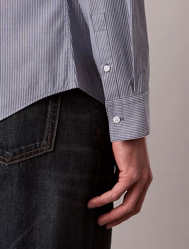 Camicia slim in cotone elasticizzato a righe con colletto button-down Camicia slim in cotone elasticizzato a righe con colletto button-down