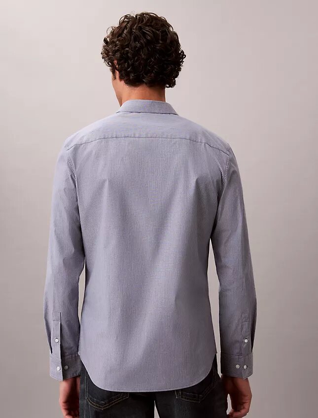Camicia slim in cotone elasticizzato a righe con colletto button-down Camicia slim in cotone elasticizzato a righe con colletto button-down