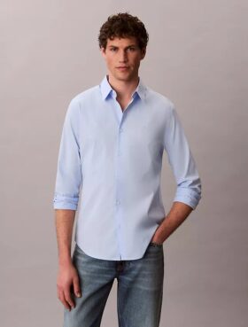 Camicia slim in cotone elasticizzato con colletto button-down