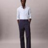 Camicia slim in cotone elasticizzato con colletto button-down Camicia slim in cotone elasticizzato con colletto button-down