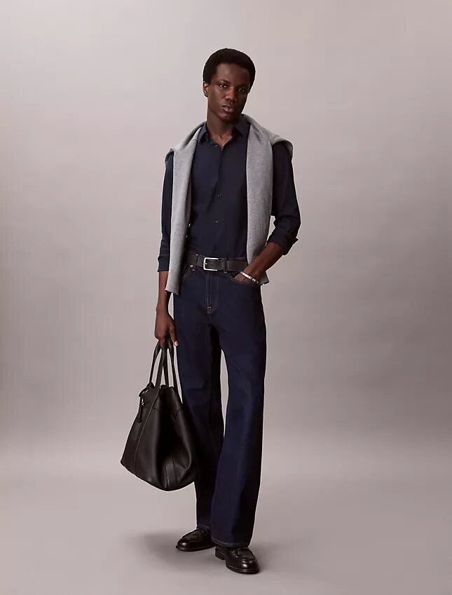Camicia slim in cotone elasticizzato con colletto button-down Camicia slim in cotone elasticizzato con colletto button-down