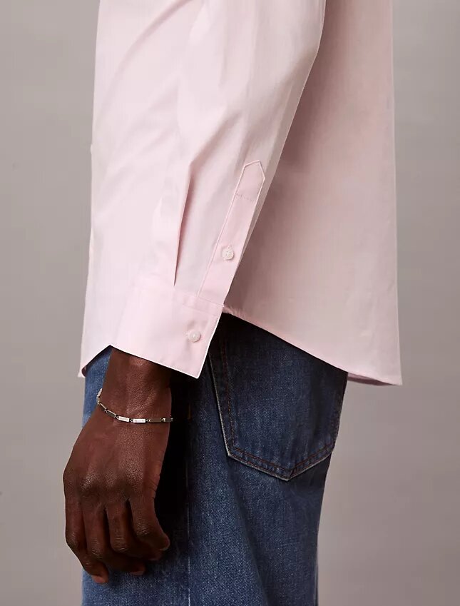 Camicia slim in cotone elasticizzato con colletto button-down Camicia slim in cotone elasticizzato con colletto button-down