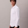 Camicia slim in cotone elasticizzato con colletto button-down Camicia slim in cotone elasticizzato con colletto button-down