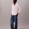 Camicia slim in cotone elasticizzato con colletto button-down Camicia slim in cotone elasticizzato con colletto button-down