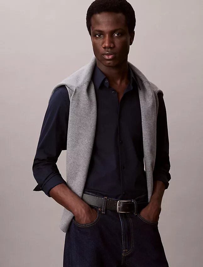 Camicia slim in cotone elasticizzato con colletto button-down Camicia slim in cotone elasticizzato con colletto button-down