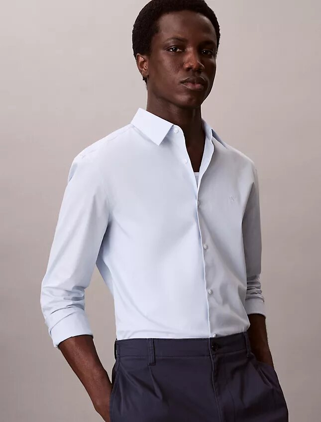 Camicia slim in cotone elasticizzato con colletto button-down Camicia slim in cotone elasticizzato con colletto button-down